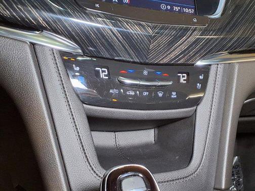 2022 Cadillac XT6 Premium Luxury FWD