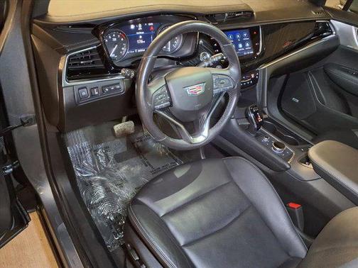 2022 Cadillac XT6 Premium Luxury FWD