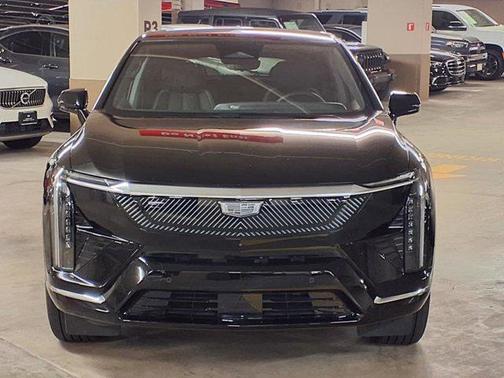 2025 Cadillac OPTIQ Luxury 1 AWD
