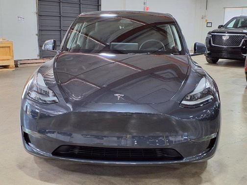 2024 Tesla Model Y Long Range Dual Motor All-Wheel Drive