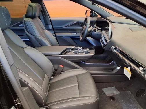 2026 Cadillac LYRIQ V