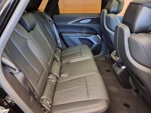 2026 Cadillac LYRIQ V