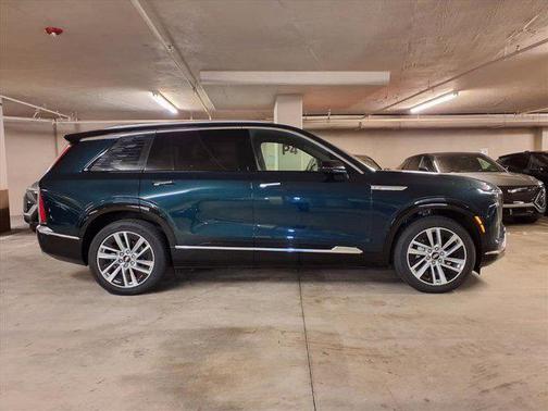 2026 Cadillac VISTIQ Luxury