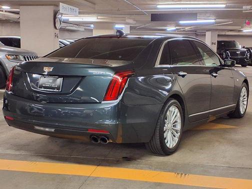 2018 Cadillac CT6 2.0L Turbo Luxury