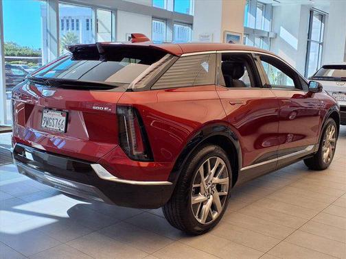 2026 Cadillac OPTIQ Luxury