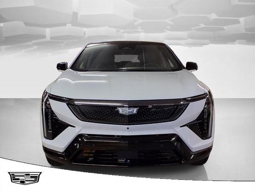 Vibrant White Tricoat 2026 Cadillac OPTIQ Sport