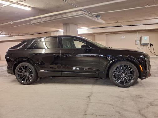 2026 Cadillac LYRIQ V