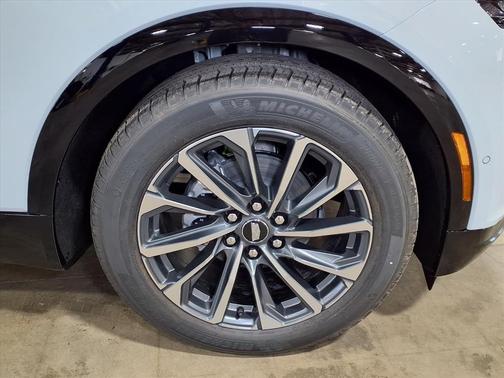 Vibrant White Tricoat 2026 Cadillac LYRIQ Sport