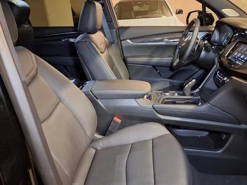 2025 Cadillac XT6 Sport AWD