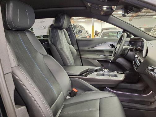 Emerald Lake Metallic 2027 Cadillac LYRIQ Luxury