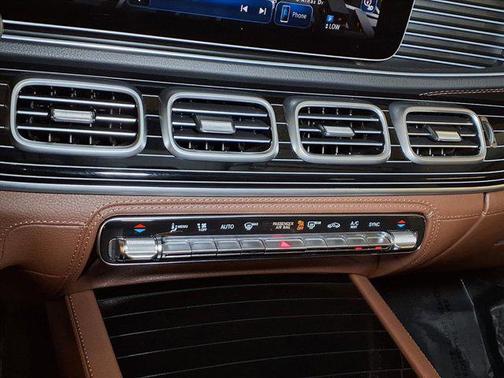 2024 Mercedes-Benz GLS 450 4MATIC