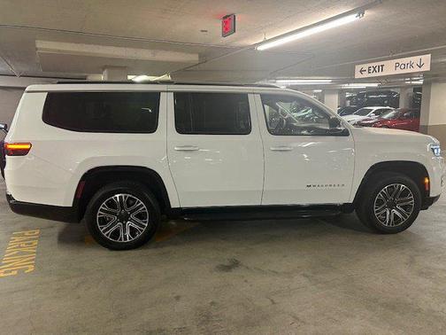 2024 Jeep Wagoneer L Series II 4x4