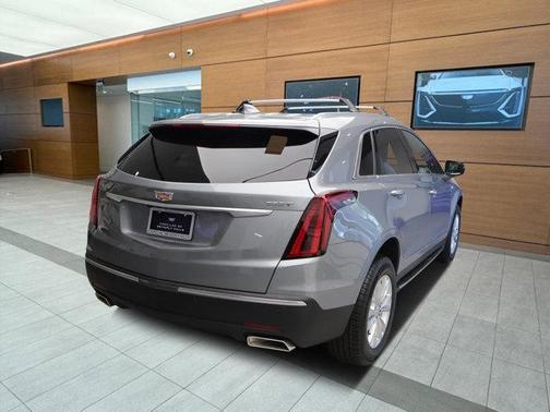 2024 Cadillac XT5 Luxury