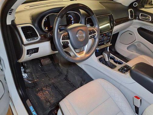 2021 Jeep Grand Cherokee Summit