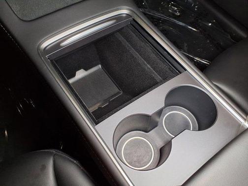 2023 Tesla Model Y Performance Dual Motor All-Wheel Drive