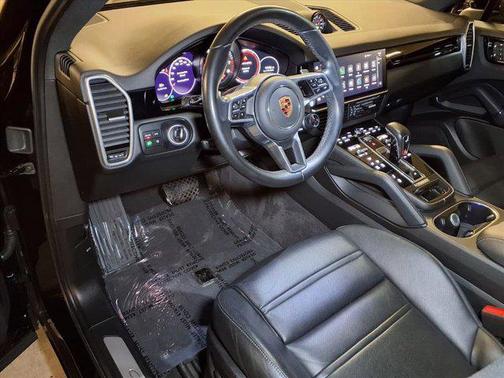 2022 Porsche Cayenne Cayenne