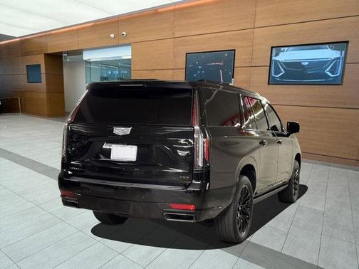 2024 Cadillac Escalade ESV Sport Platinum
