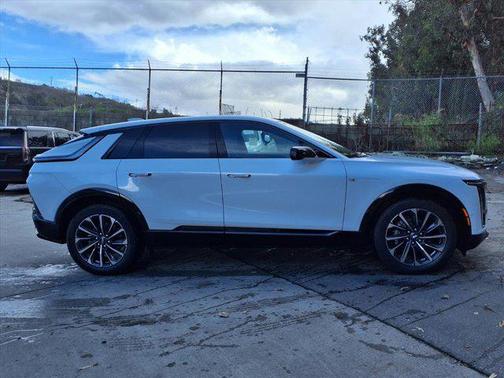 2026 Cadillac LYRIQ Sport