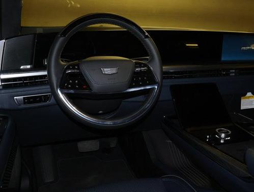 2025 Cadillac Escalade IQ Sport 2