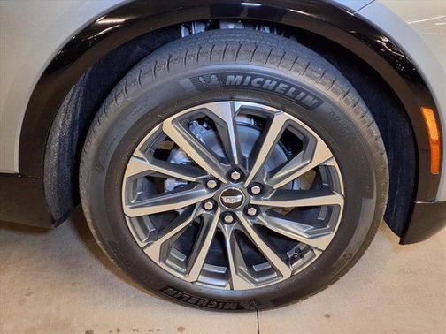 2025 Cadillac LYRIQ Sport