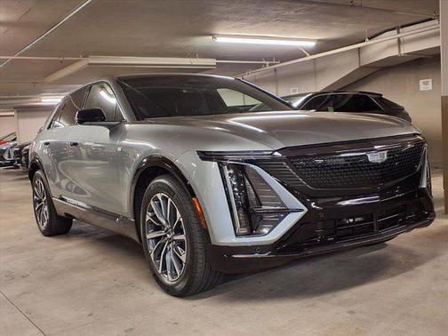 2025 Cadillac LYRIQ Sport