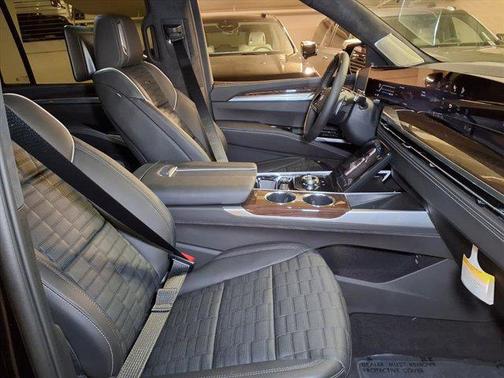 2025 Cadillac Escalade ESV Sport Platinum