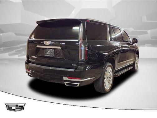 2025 Cadillac Escalade ESV Luxury