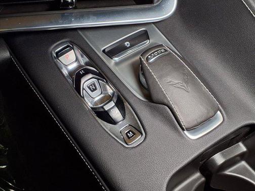 2023 Chevrolet Corvette Stingray w/1LT