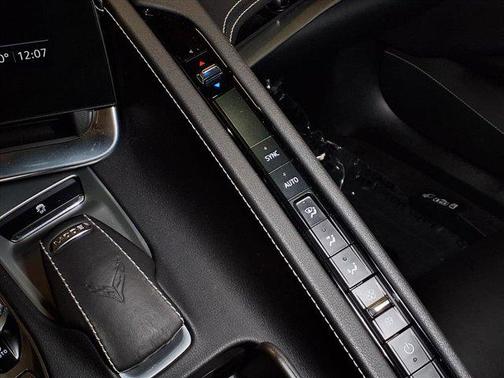 2023 Chevrolet Corvette Stingray w/1LT