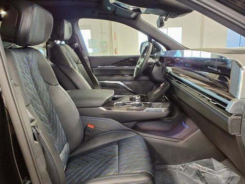 2026 Cadillac Escalade IQL Luxury