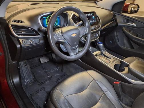Siren Red Tintcoat 2017 Chevrolet Volt Premier