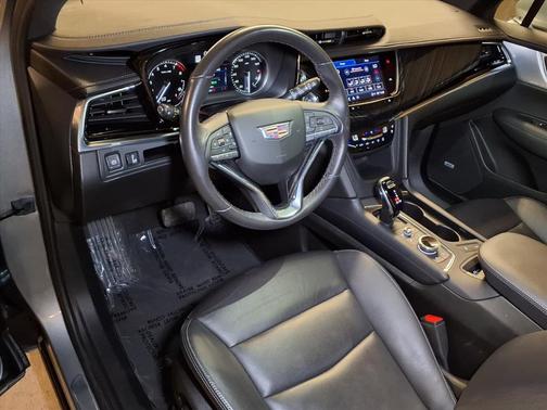 2025 Cadillac XT6 Premium Luxury FWD