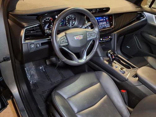 2025 Cadillac XT6 Premium Luxury FWD