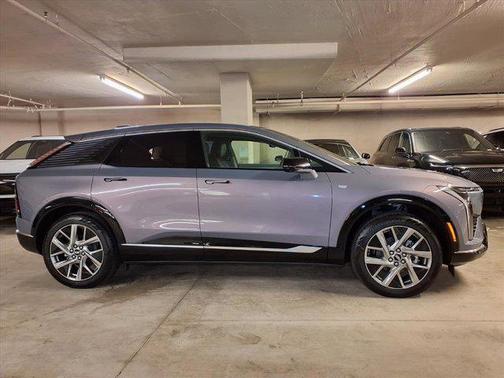 2026 Cadillac OPTIQ Premium Luxury