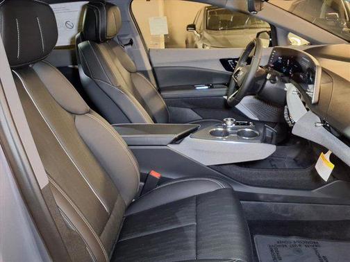 2026 Cadillac OPTIQ Premium Luxury