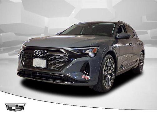 2024 Audi Q8 e-tron Prestige