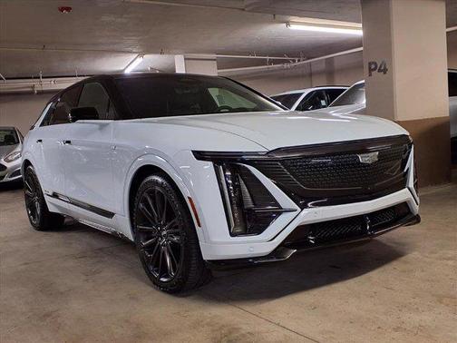 2026 Cadillac LYRIQ V