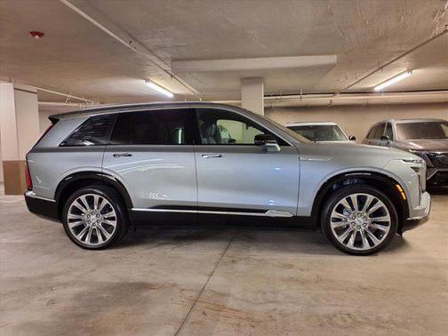 2026 Cadillac VISTIQ Premium Luxury