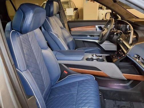 2026 Cadillac VISTIQ Premium Luxury