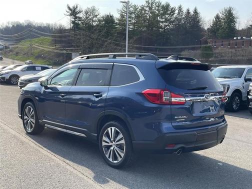 Abyss Blue Pearl 2022 Subaru Ascent Limited