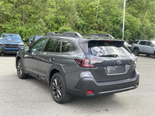 Magnetite Gray Metallic 2025 Subaru Outback Onyx Edition