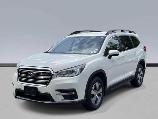 Crystal White Pearl 2022 Subaru Ascent Premium
