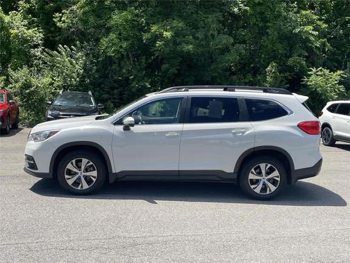Crystal White Pearl 2022 Subaru Ascent Premium