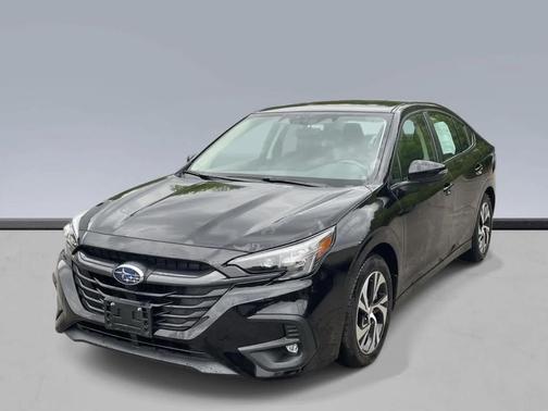 Crystal Black Silica 2025 Subaru Legacy Premium