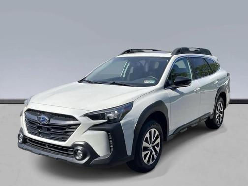 Crystal White Pearl 2025 Subaru Outback Premium