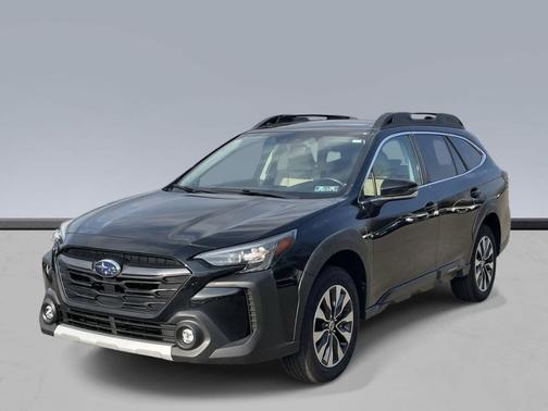 Crystal Black Silica 2023 Subaru Outback Limited