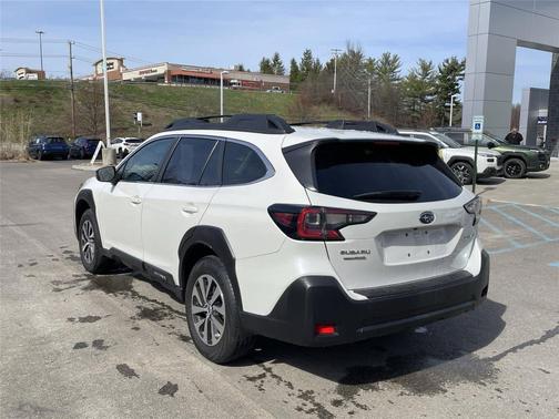 Crystal White Pearl 2023 Subaru Outback Premium