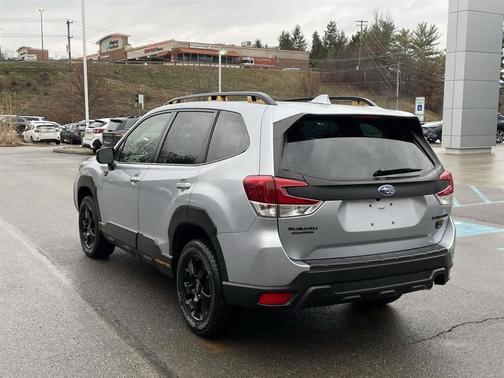 Ice Silver Metallic 2023 Subaru Forester Wilderness