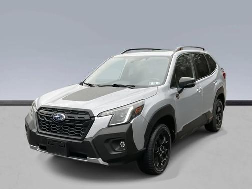 Ice Silver Metallic 2023 Subaru Forester Wilderness