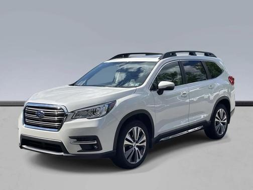 Crystal White Pearl 2022 Subaru Ascent Limited